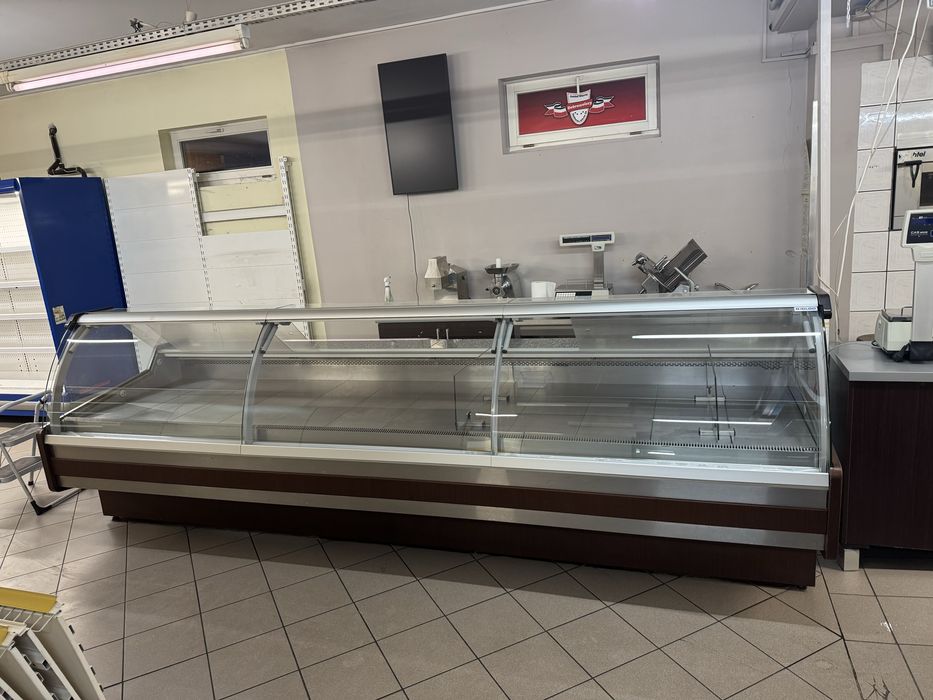 Lada chłodnicza 3,80m na wędliny,sery