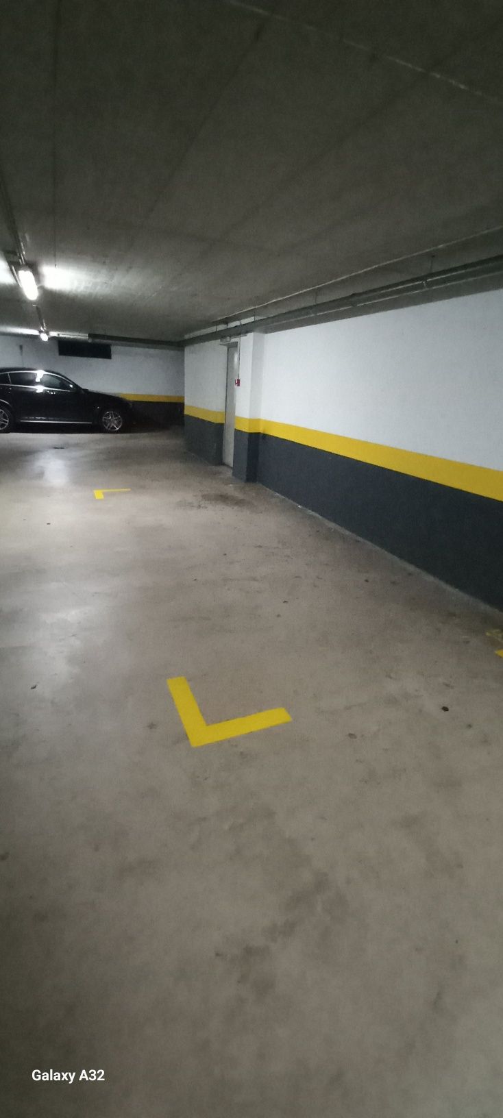 Arrenda-se Estacionamento Perto Fórum Madeira