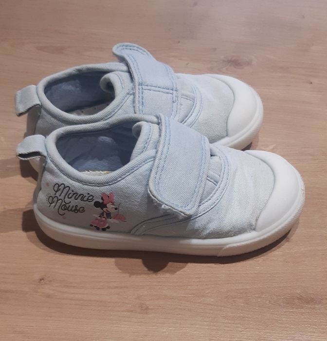 Trampki ze Smyka 23