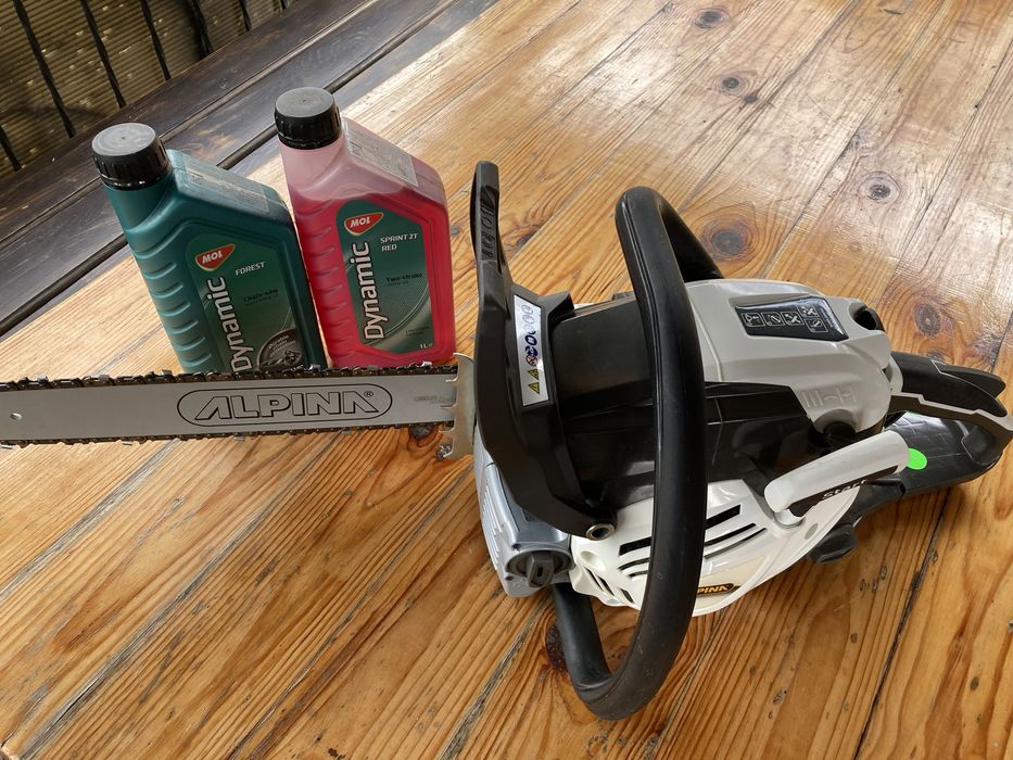 Мотопила бензинова