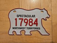 Tablica Northwest Territories Kanada z ATV/off-road
