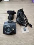 Kamerka samochodowa Full HD Car DVR 1080p z kartą 16GB i zasilaniem
