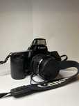 Aparat canon EOS 1000F