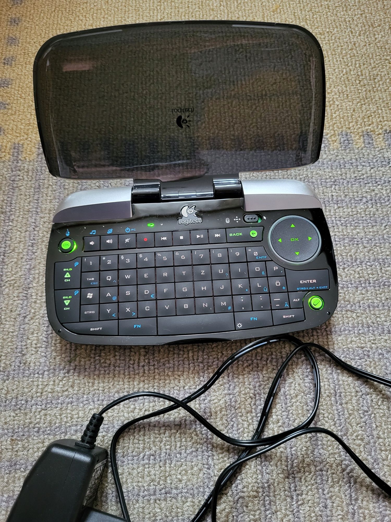 Ігрова міні-клавіатура Logitech diNovo Mini Y-RBG93
