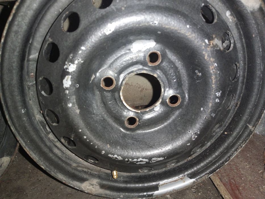 Продаю диски на ланос R 13