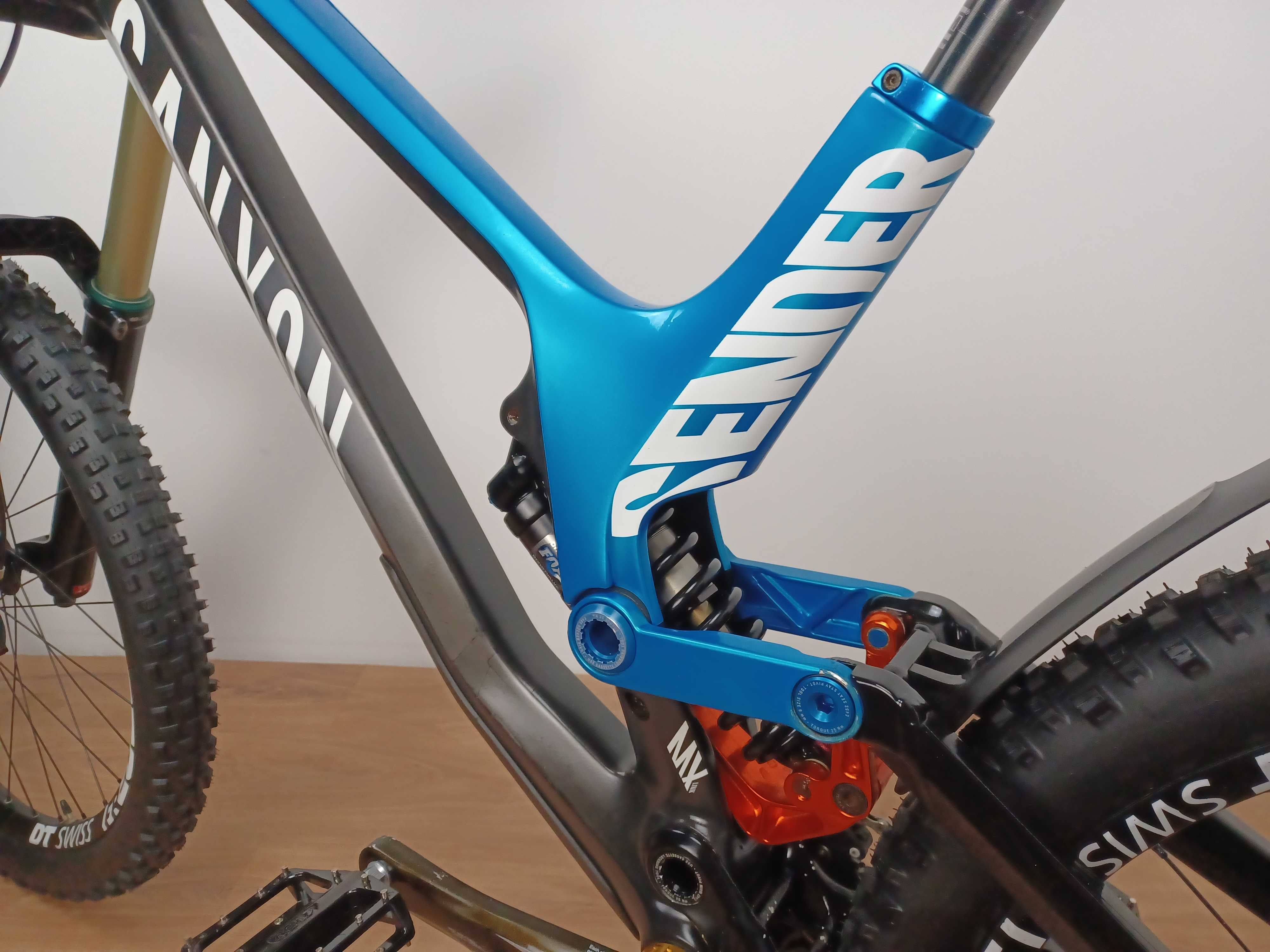Canyon Sender CF 9.0 carbon L-ka Fox 40 RC4 Sram Code, pocisk DH!!!