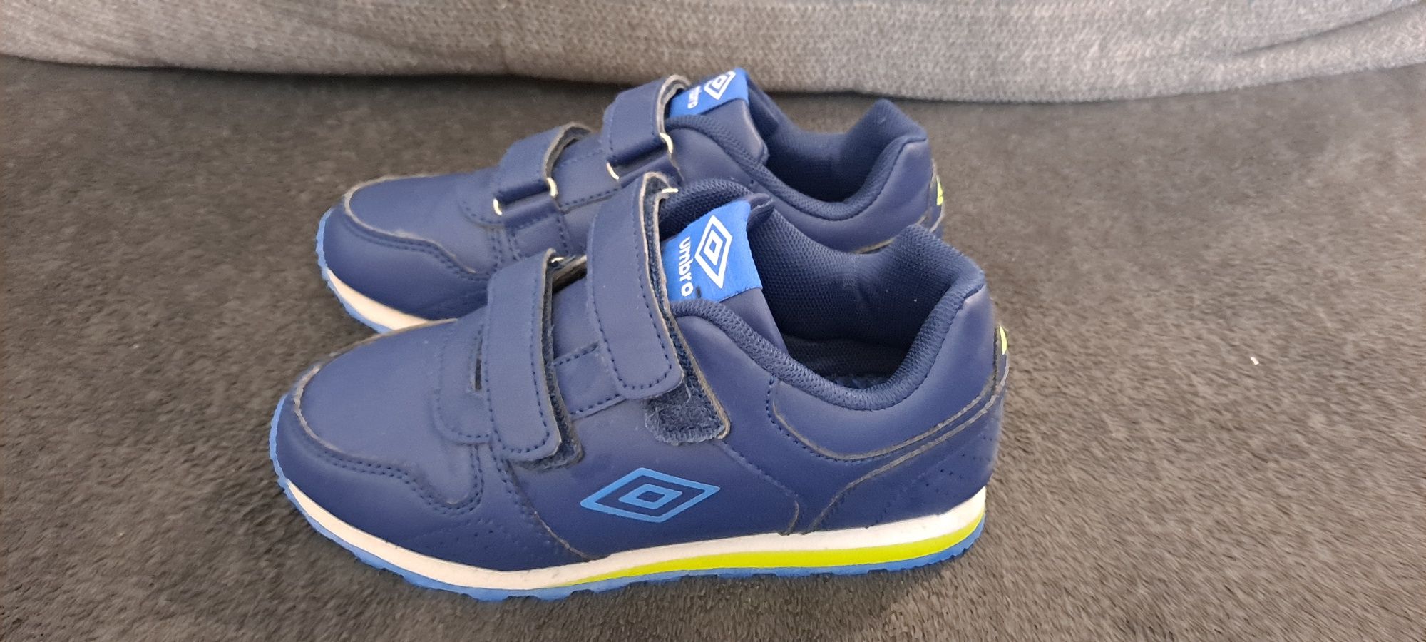 Adidasy Umbro rozm 34