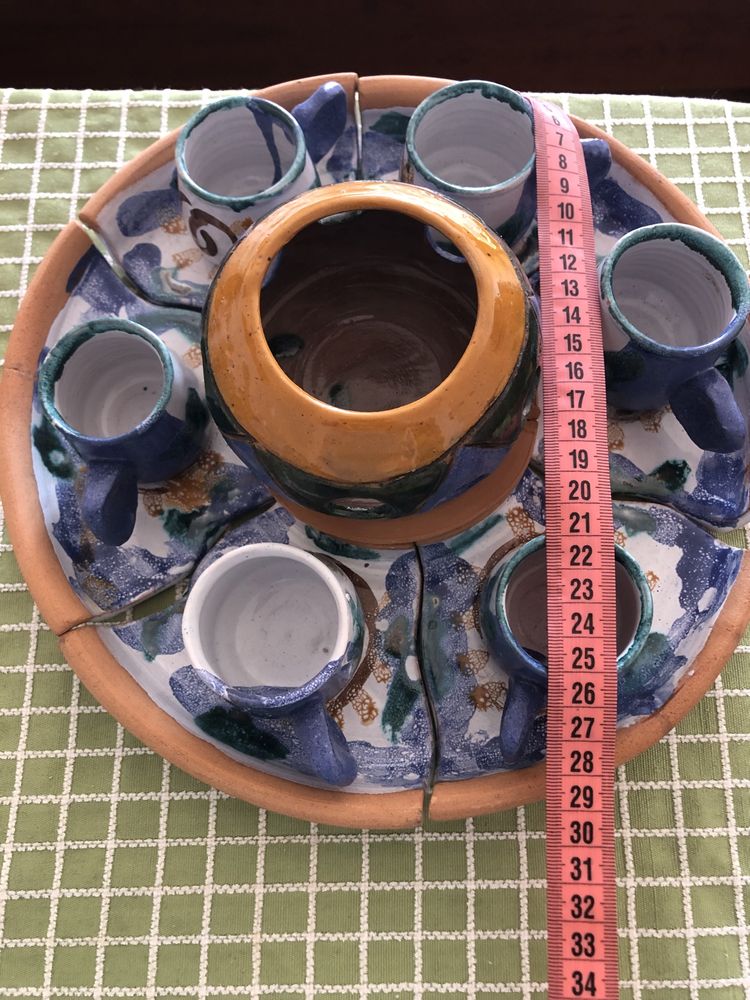 Набір глиняного посуду