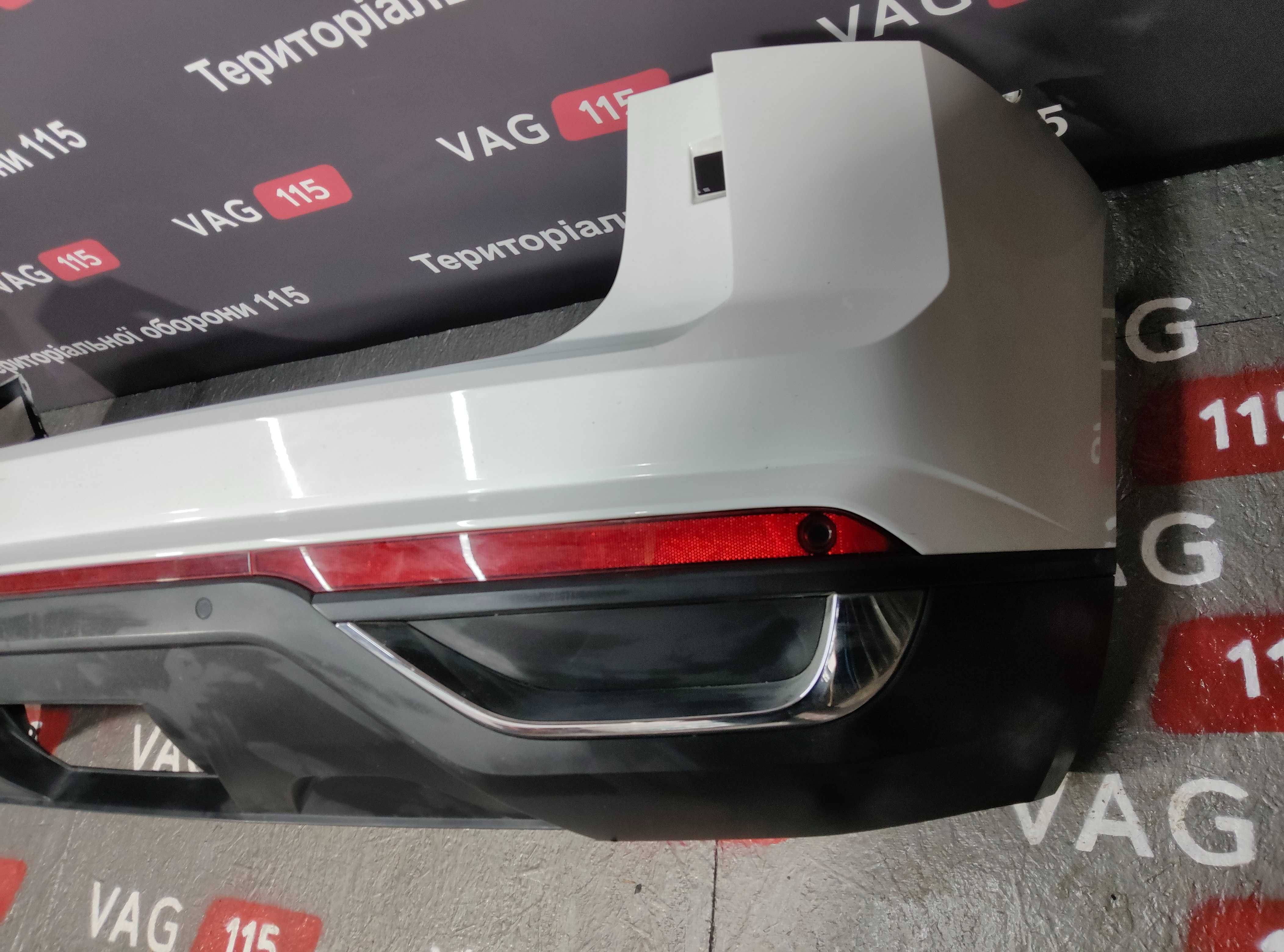 Бампер задній комплектний +парктр Volkswagen Atlas Cross Sport 2021р