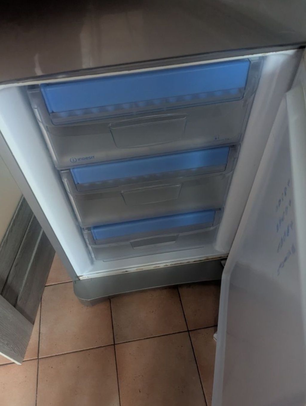 SPRAWNA lodówka Indesit 185cm
