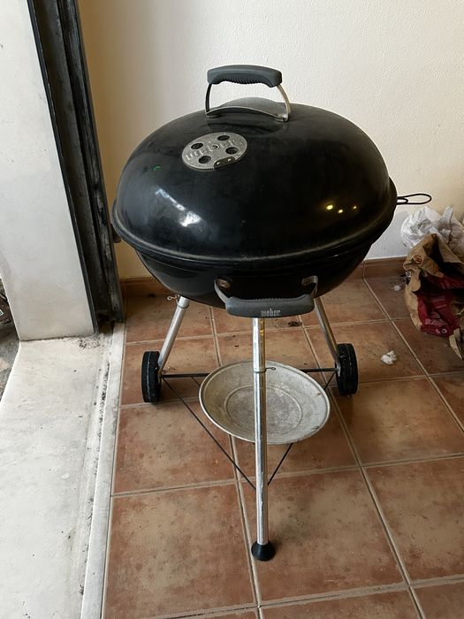 Weber grelhador + acessórios