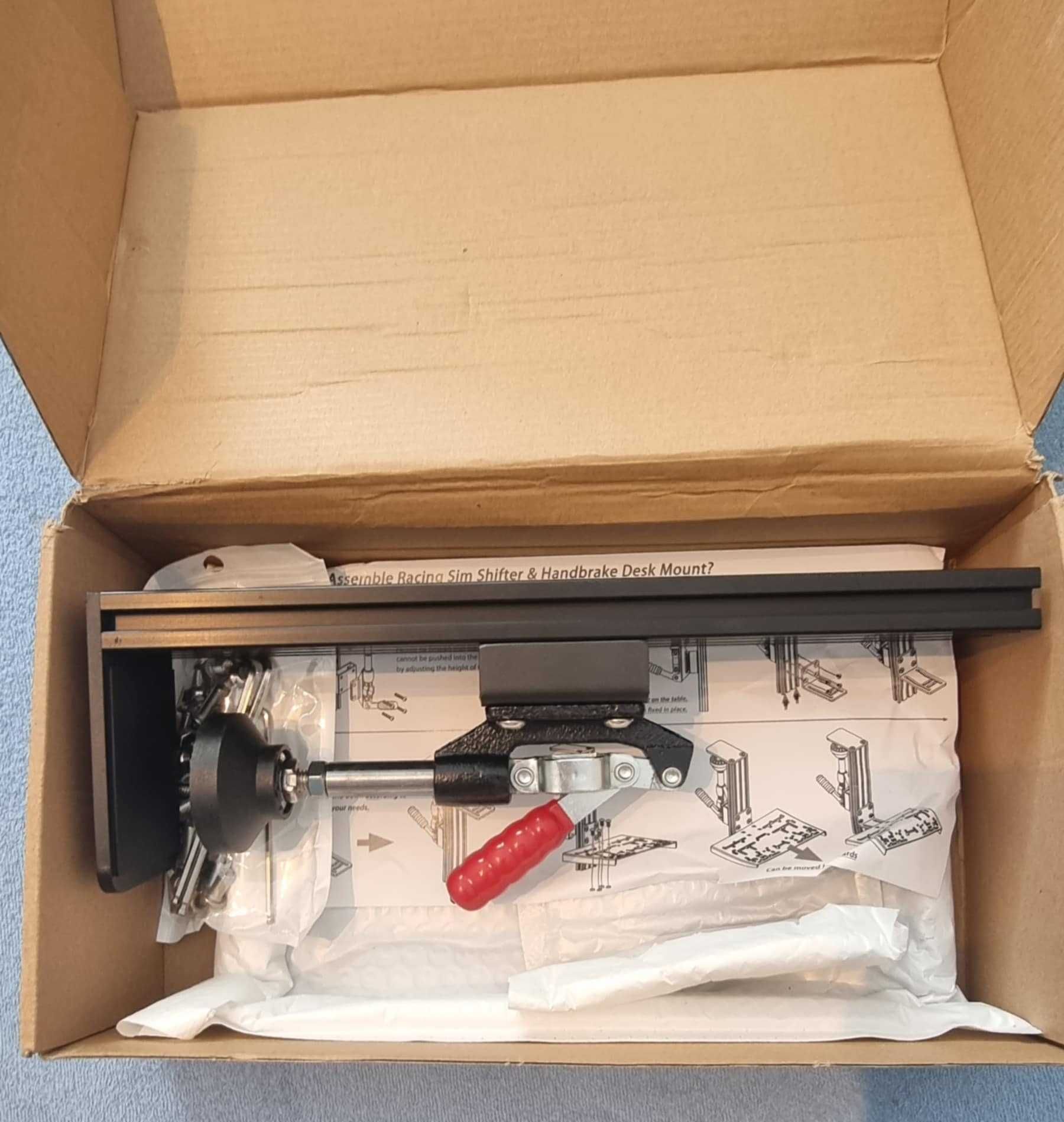 Uniwersalny uchwyt na biurko do wyścigu Sim Shifter, Hamulec ręczny