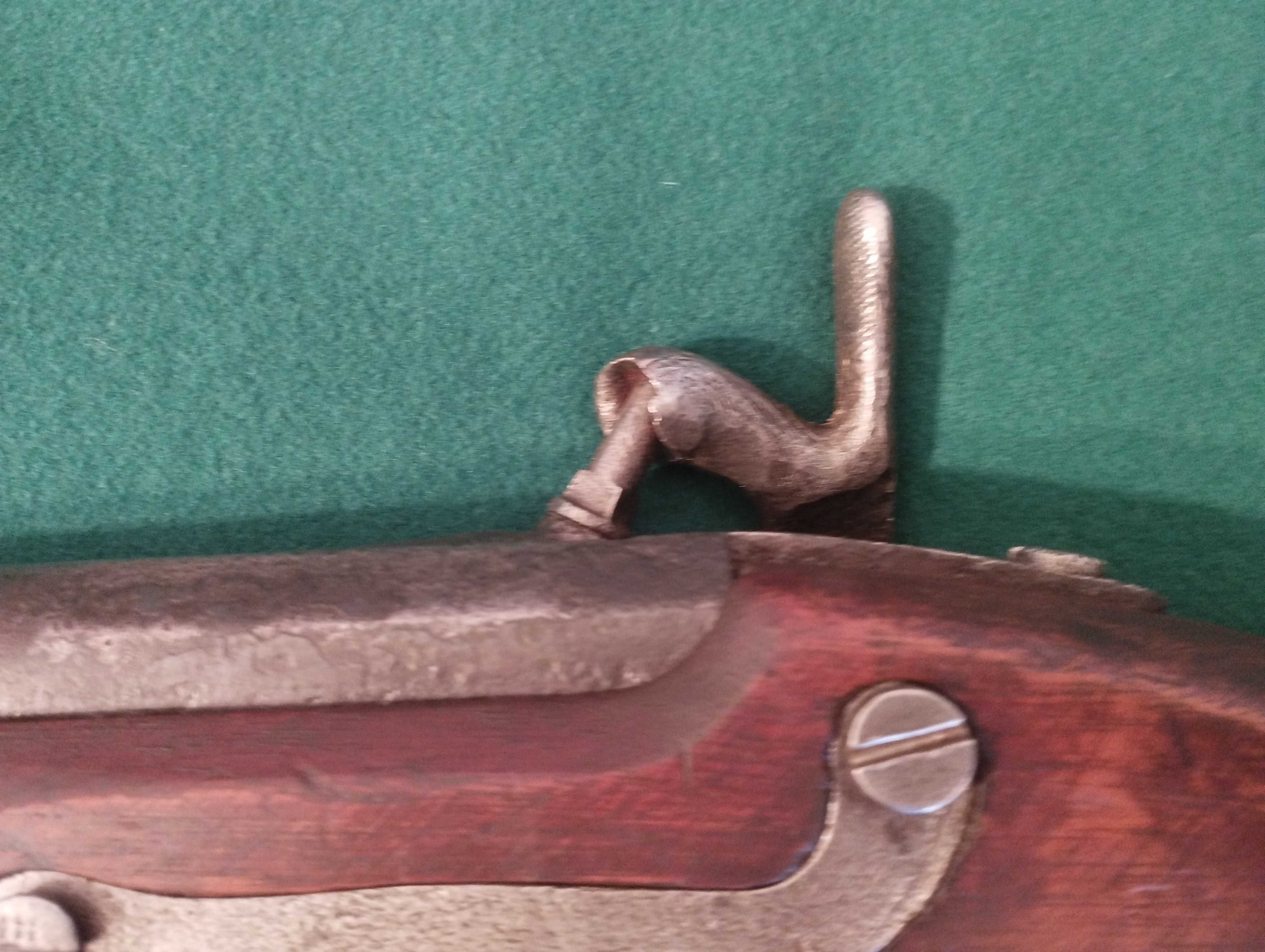 Rifle de percussão italiano de Nápoles, meados do século XIX (1822)