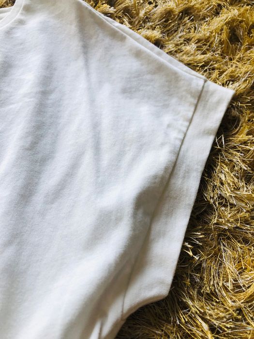 Vestido branco cintado