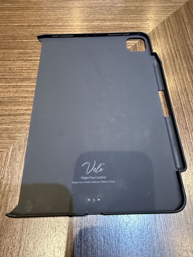 Klawiatura Magic Keyboard do iPad Pro 1, 2, 3 i 4 gen plus etui Spigen