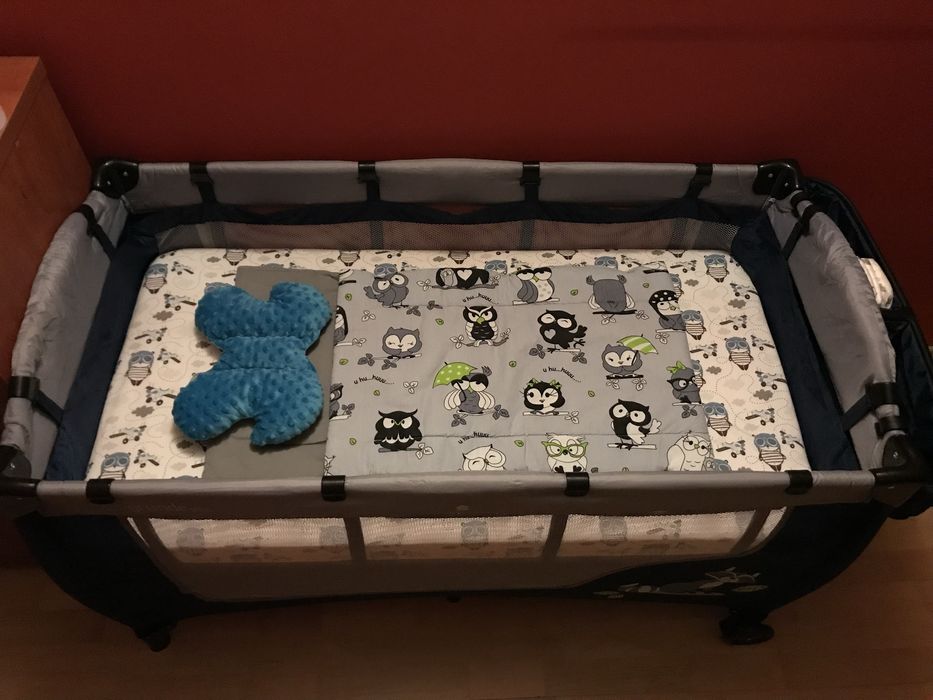 Łóżeczko turystyczne Caretero Grande