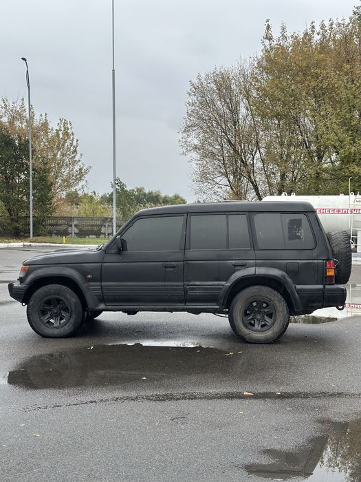 Продам Mitsubishi Pajero 1997