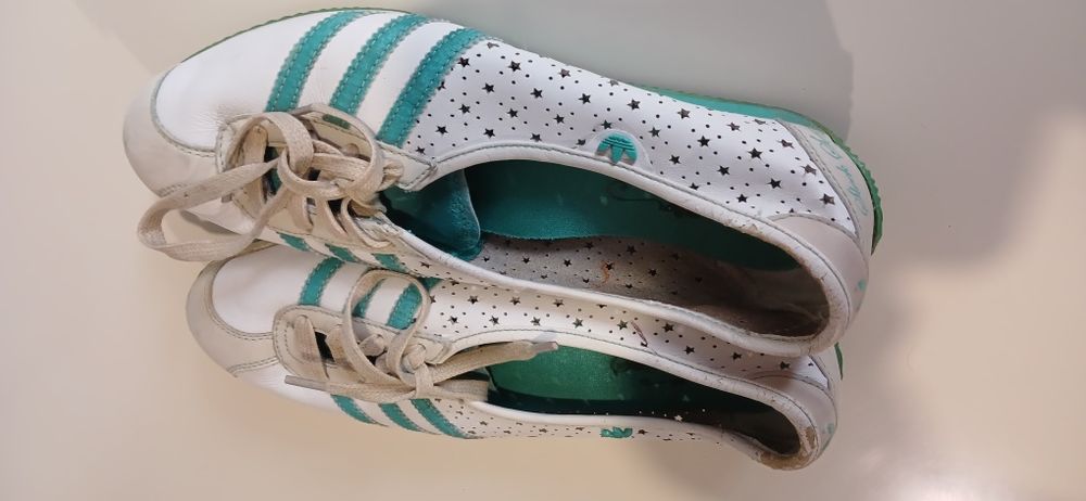 Кросівки балеткі  жіночі Adidas Sleek Series, розмір 39,5.