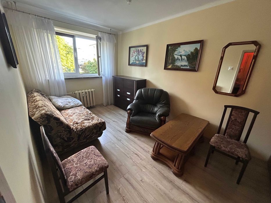 Pokój jednoosobowy w mieszkaniu 3 pokojowym od 1 listopada