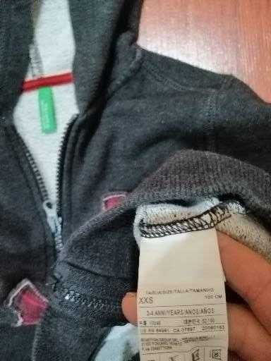 2 casacos com capuz, Benetton, 3-4 anos,