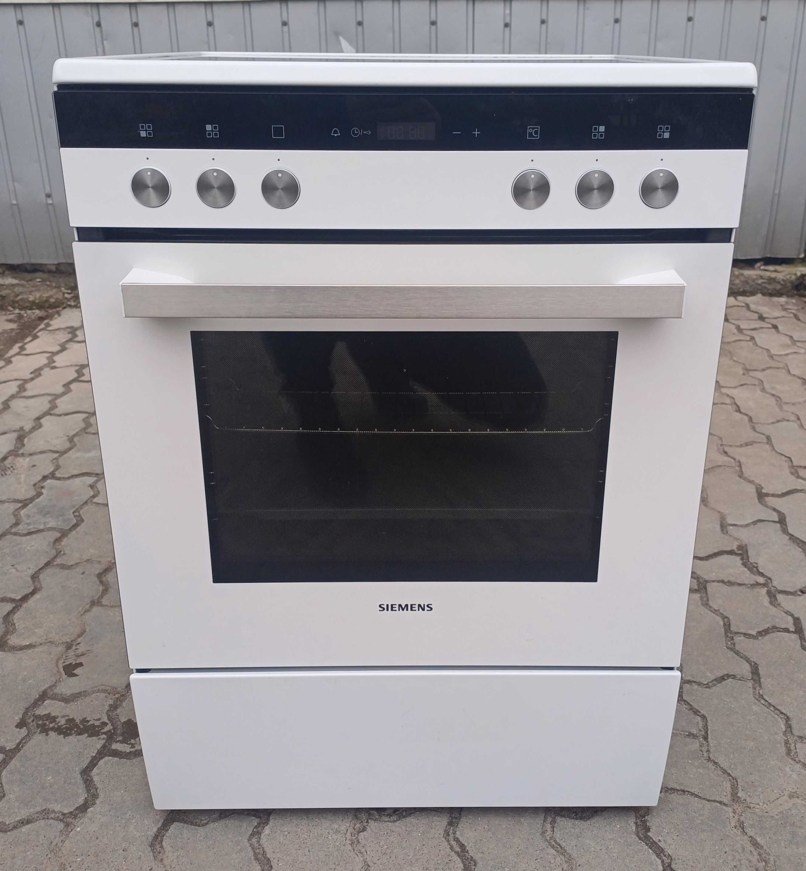 Електрична кухонна плита 60см Сіменс Siemens HK9R3A220 iQ300 біла 2023