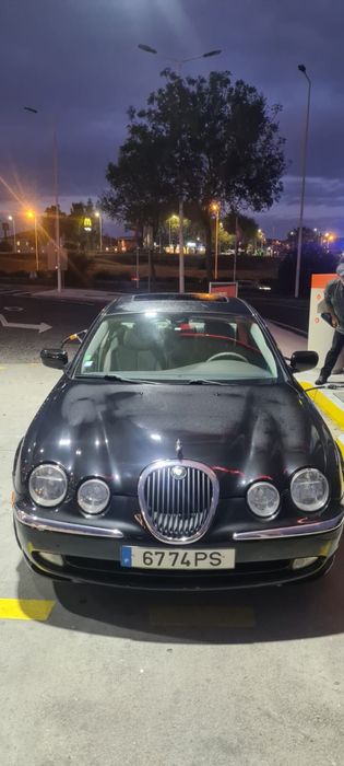 Jaguar S-Type 3.0 V6 GPL – Ano 2000 – Inspeção válida – 260.000 km