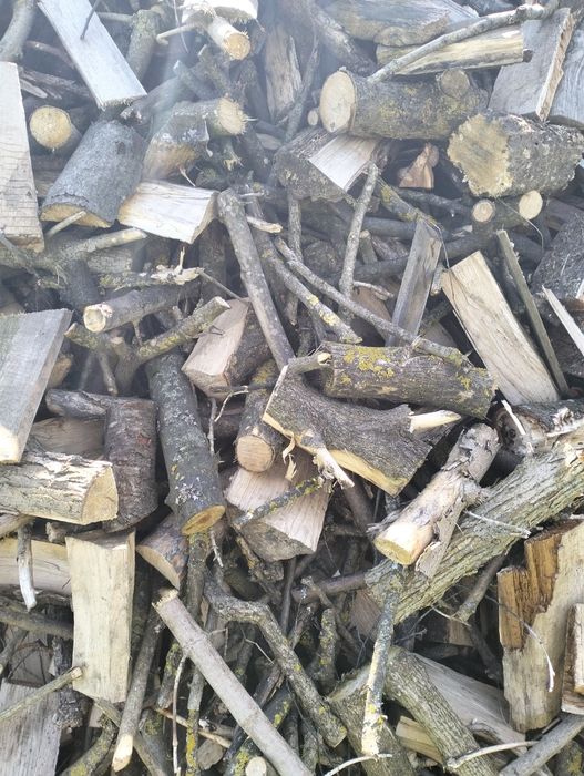 Продаж дров кому потрібно