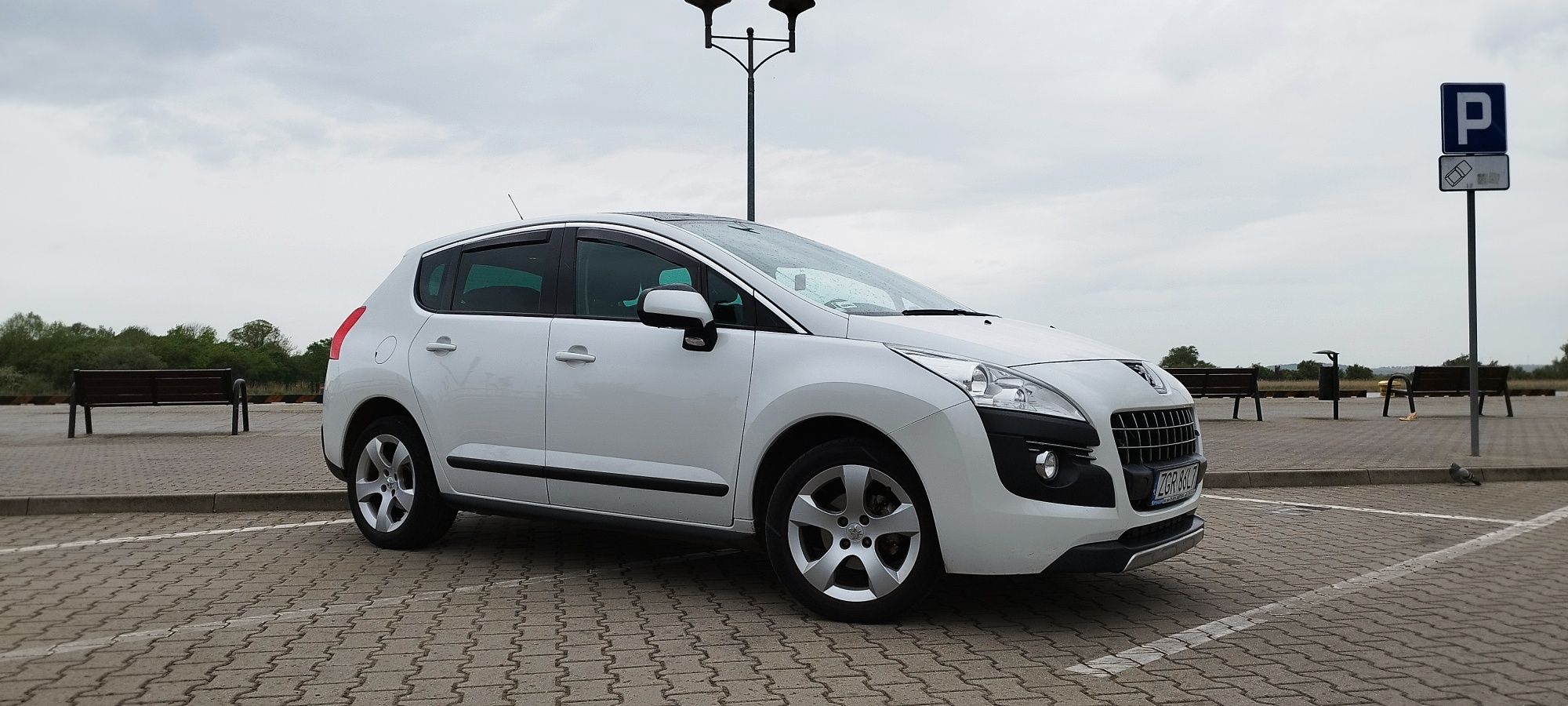 Peugeot 3008   1.6 HDI