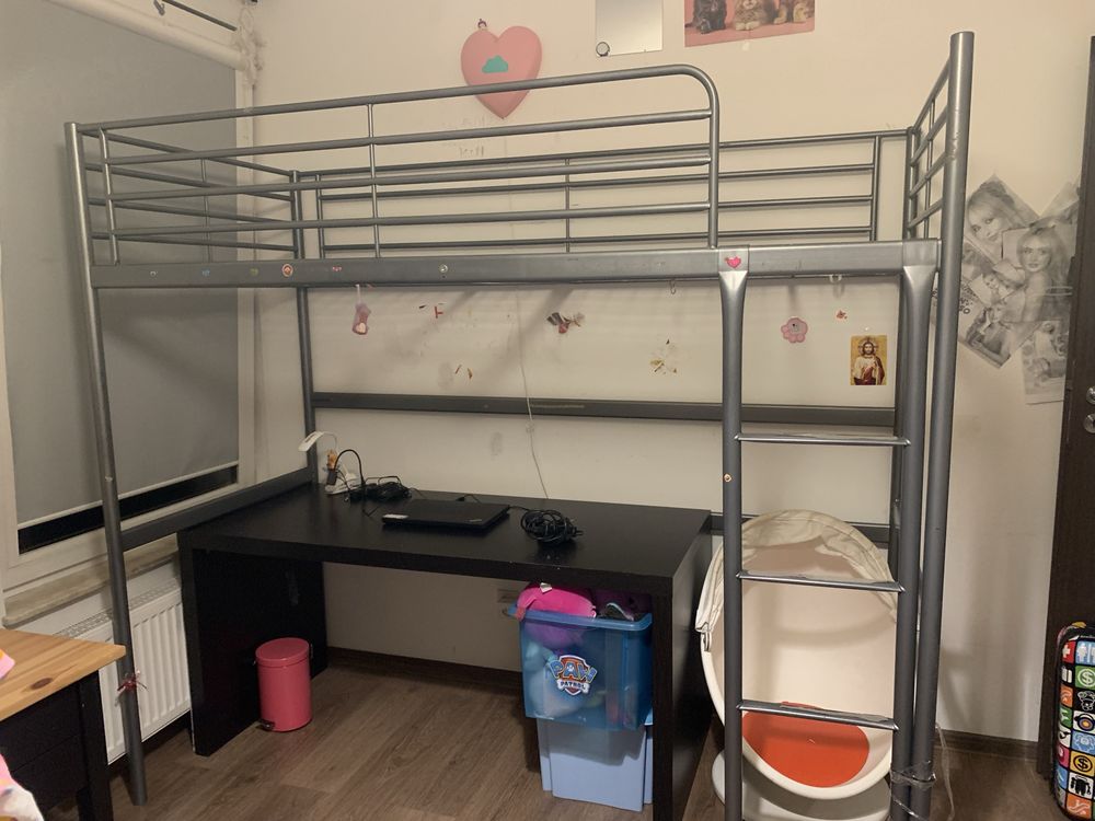 Lóżko dziecięce na antresoli Ikea Svarta