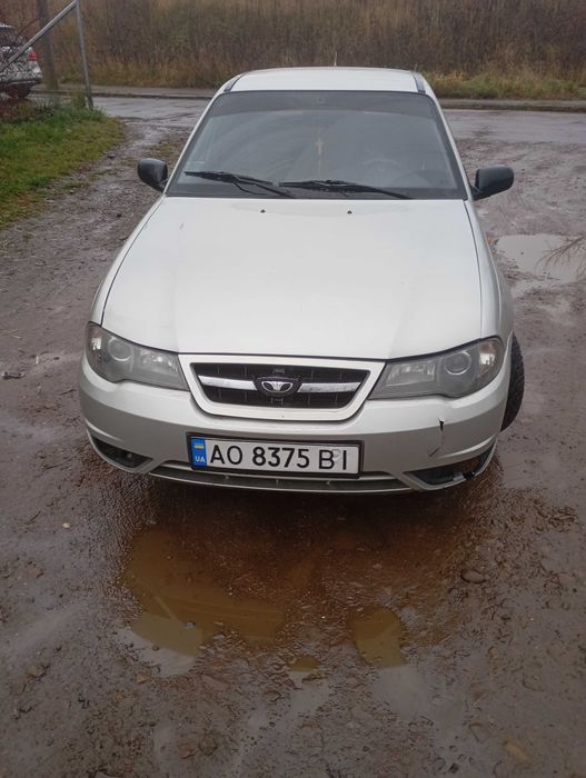 Daewoo Hexia можливий торг обмін