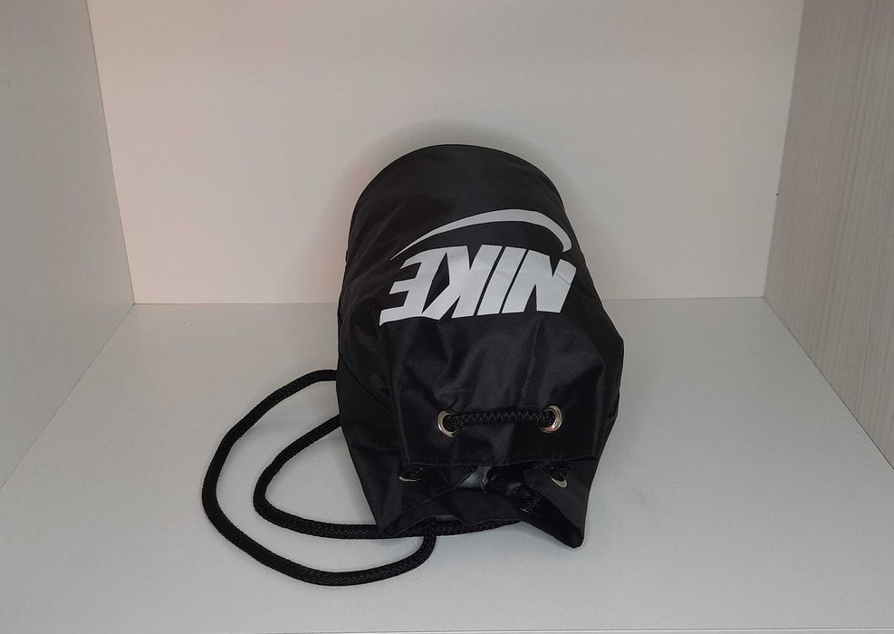 Рюкзак-мешок Nike чёрный. Новый.