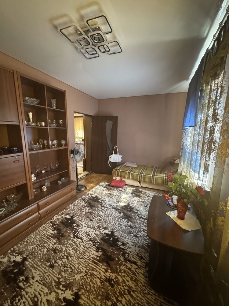 Продається будинок в Шахтарі .