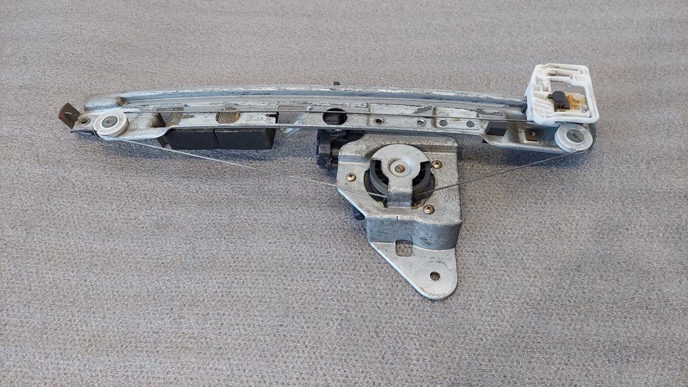 Elevador vidros trás direito RENAULT Megane II (BM0/1_, CM0/1_)