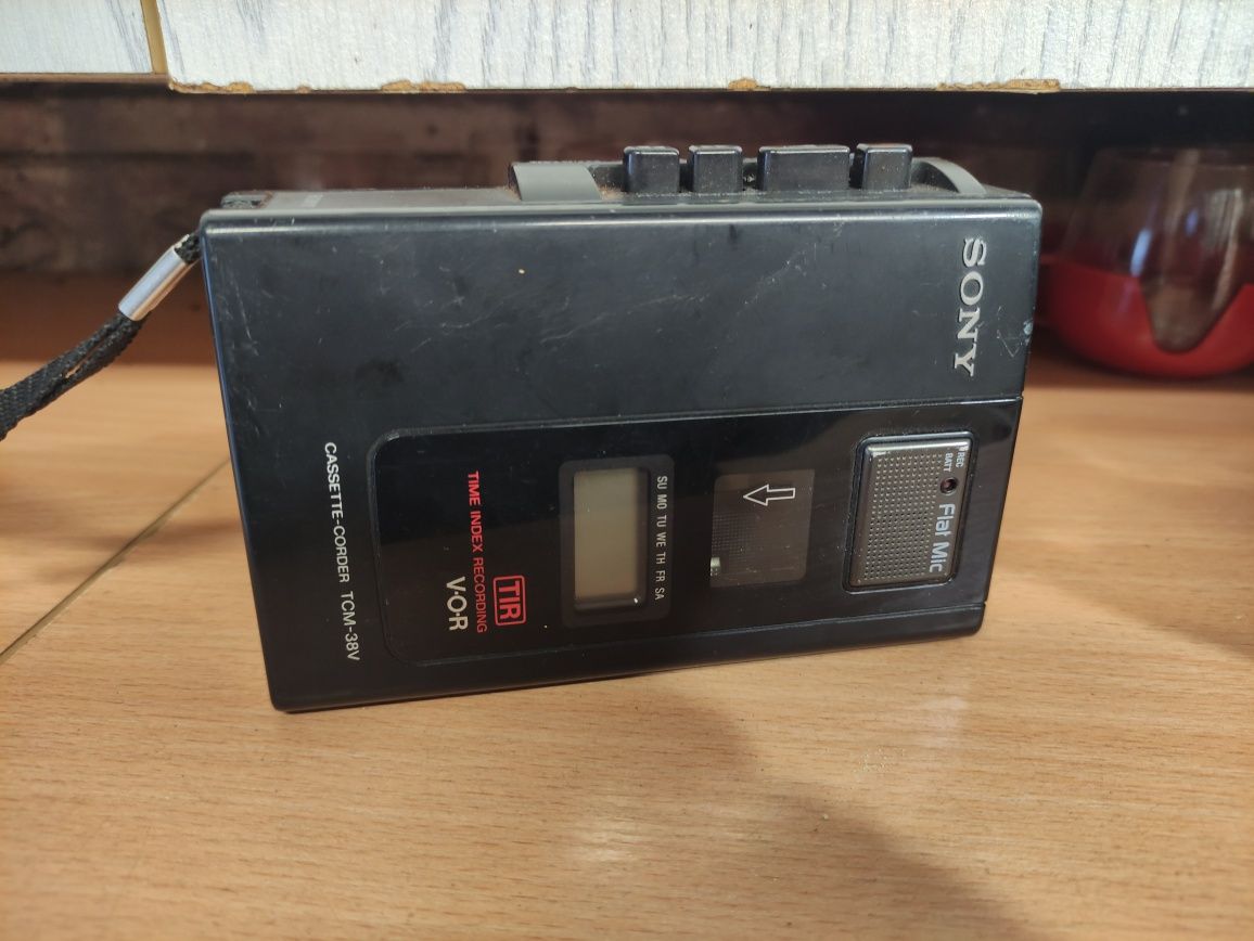Walkman dyktafon Odtwarzacz kaset Sony TCM-38V Mikrofon Głośnik