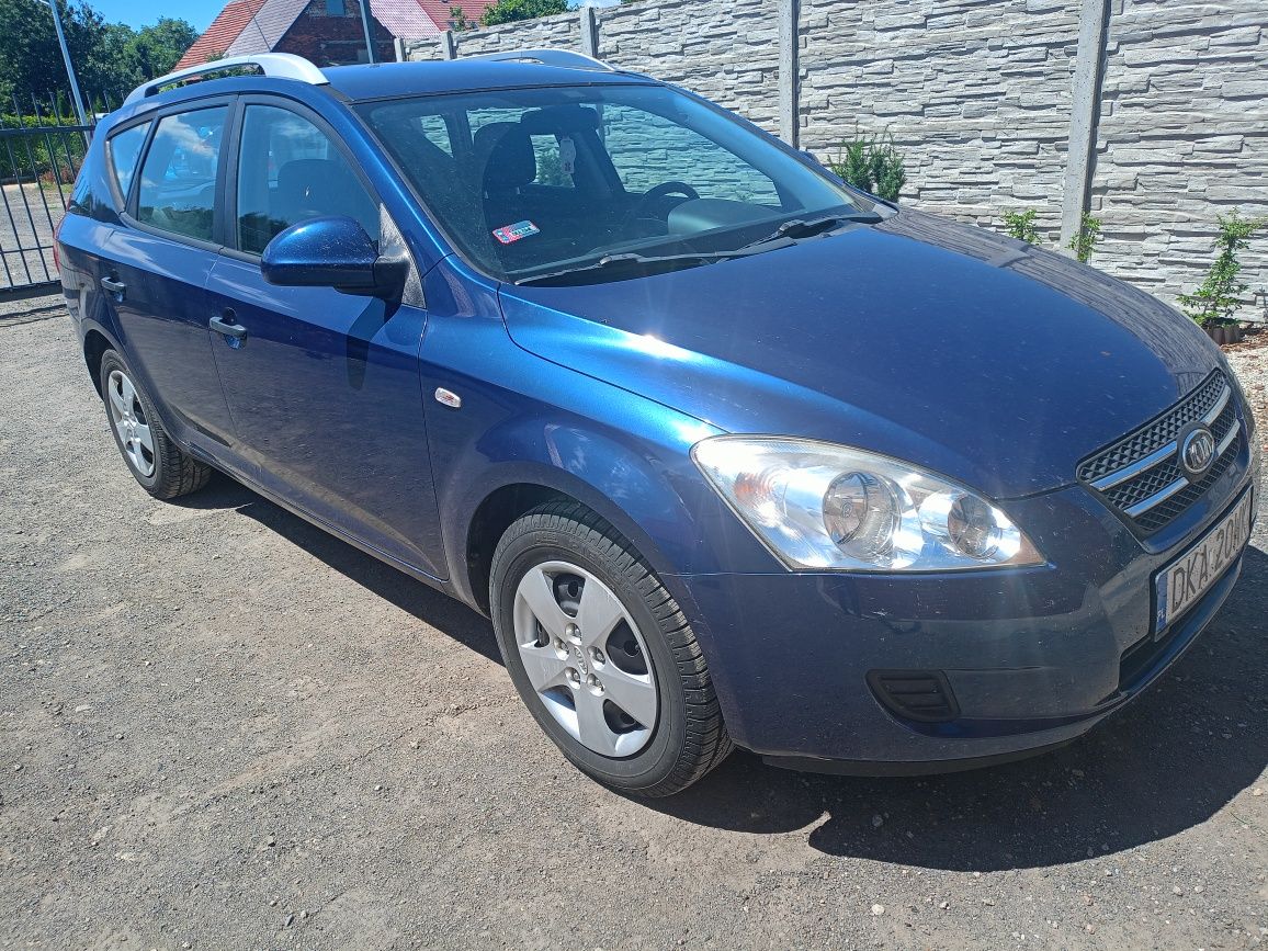 Kia cee'd 1,4 klima fajne autko