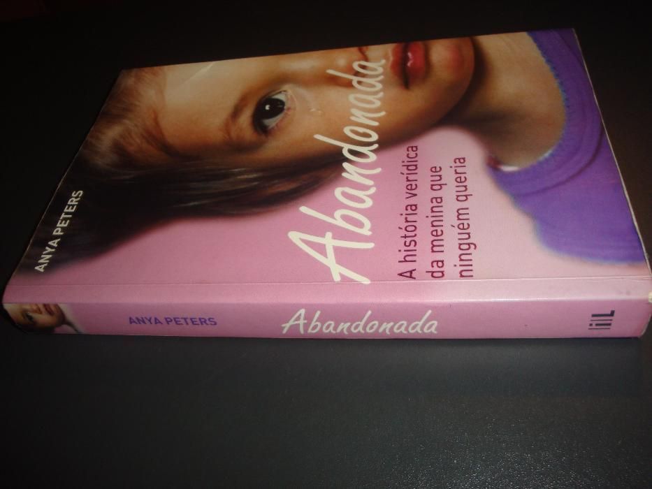 "Abandonada" de Anya Peters