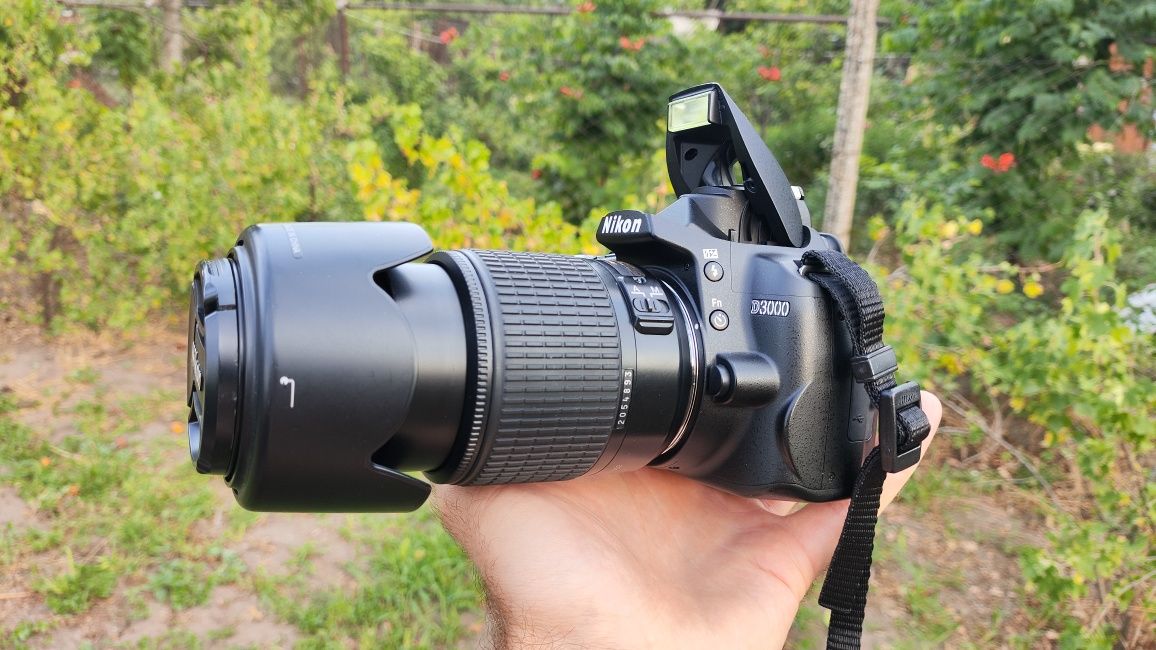 Nikon D3000+55-200 ED 1100-Пробег Зеркалка зеркальный фотоаппарат