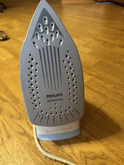 Праска Philips.