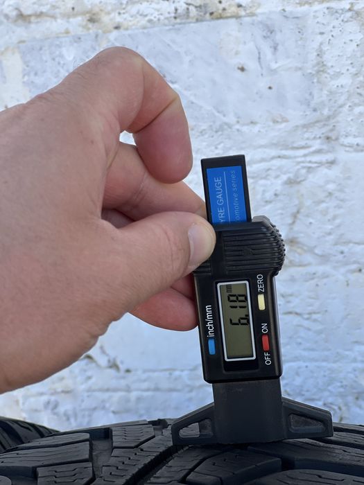 Зимові шини‼️215/60 R16 Uniroyal MS plus77 6мм 2023 рік