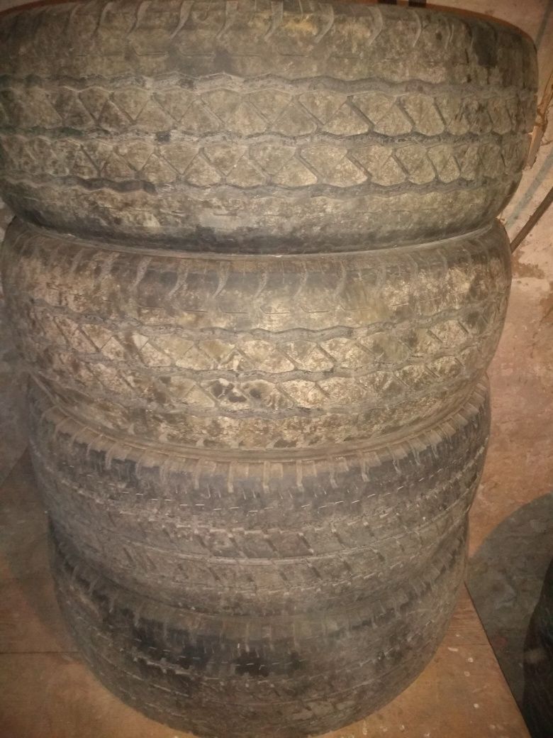 Opony 185/75 R16 C