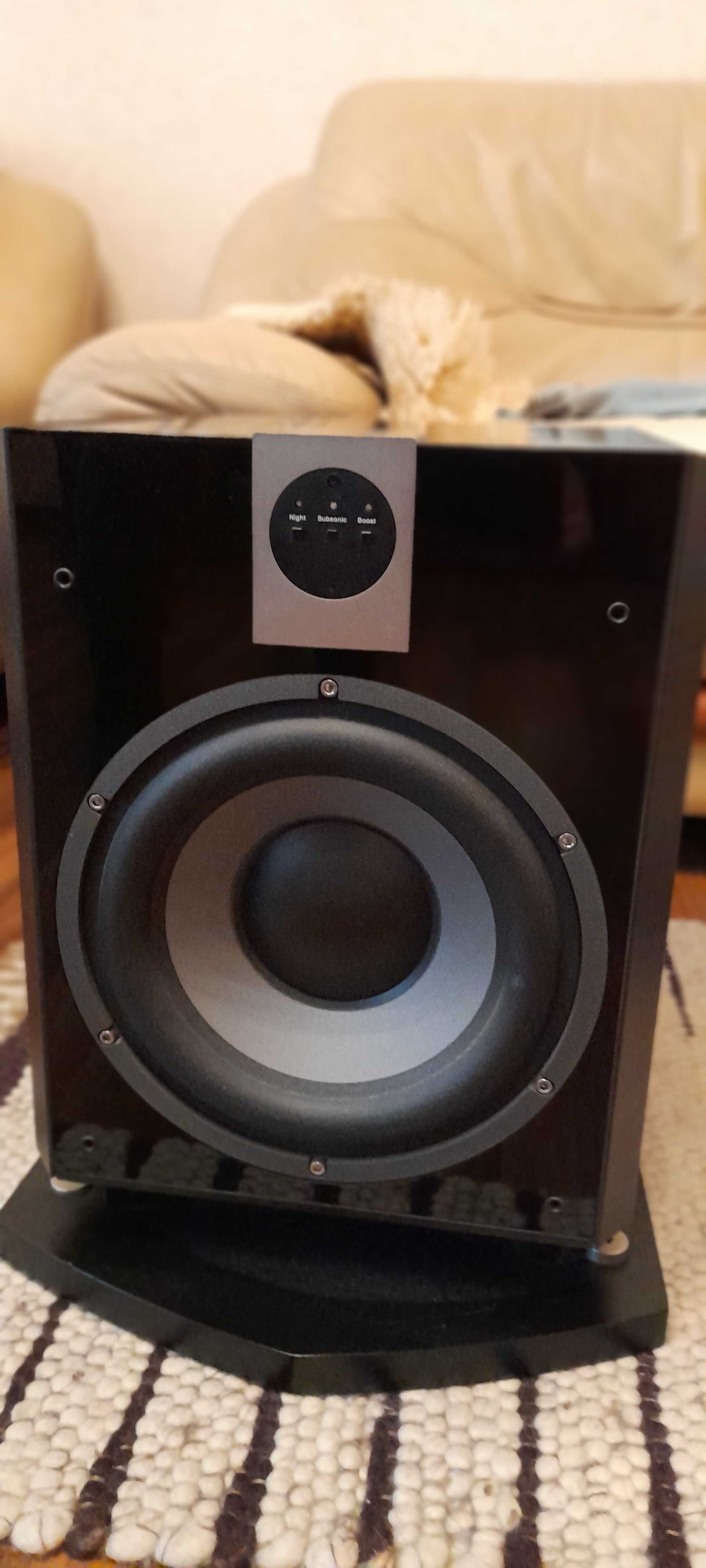 продам акустику FOCAL Chorus 800V