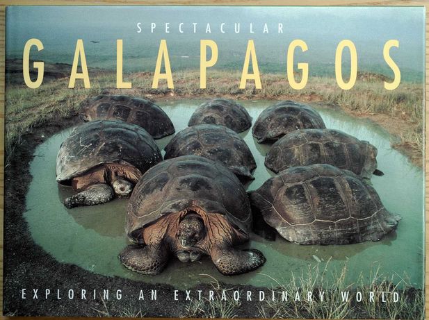 Spectacular Galapagos. Tui De Roy. 41x31 cm