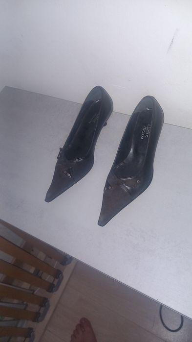 Sapatos velhos restaurados