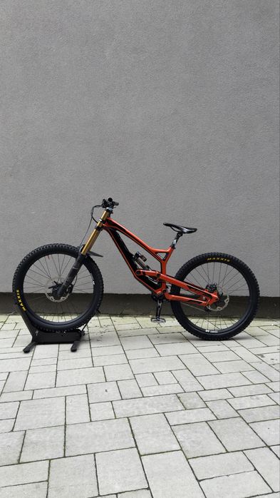 YT Tues CF Pro Race