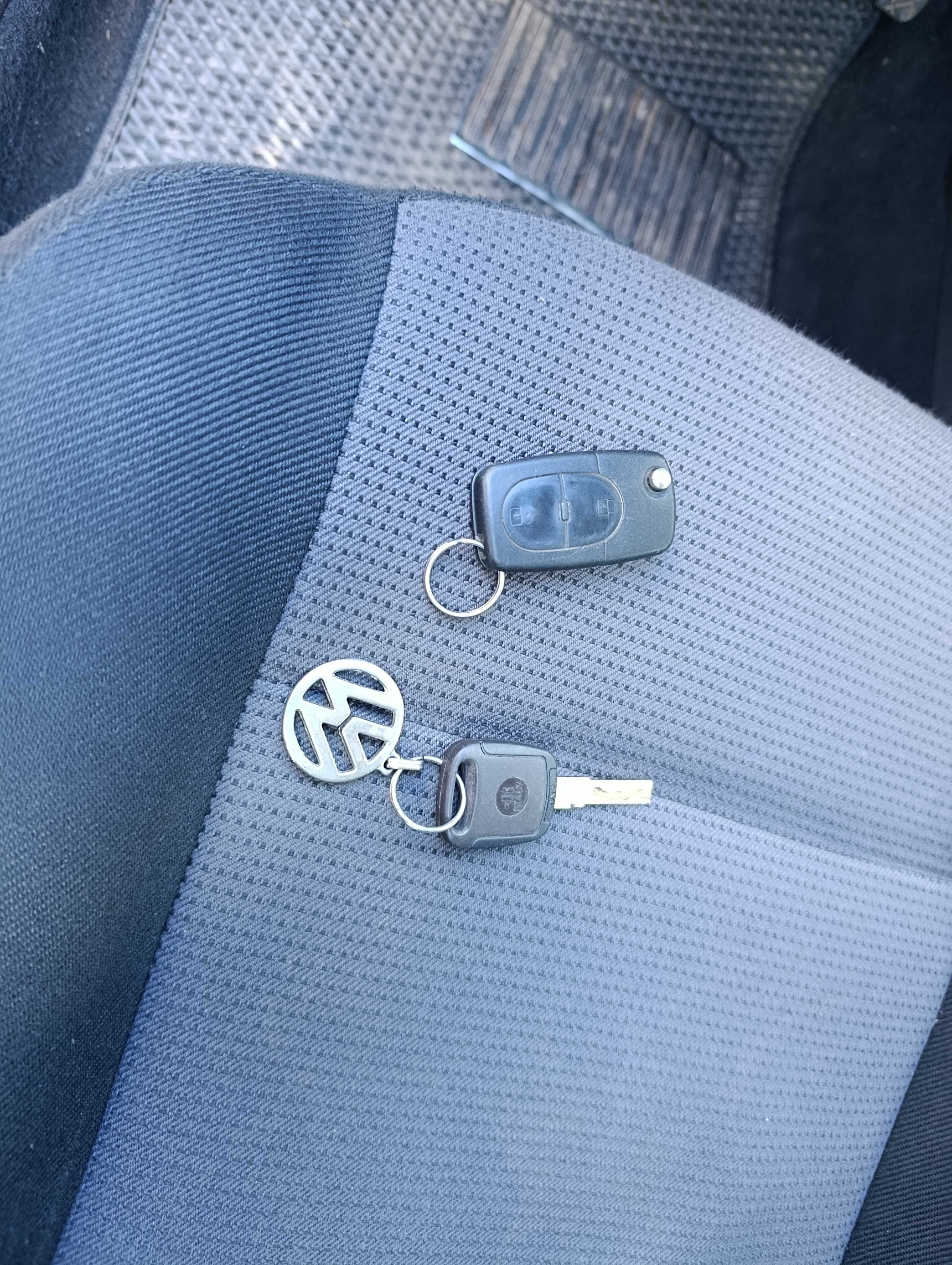 Продається Volkswagen Golf 4 (Гольф 4) 1,6 MPI