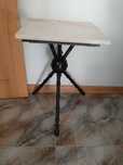 Vintage: Mesa de madeira e mármore