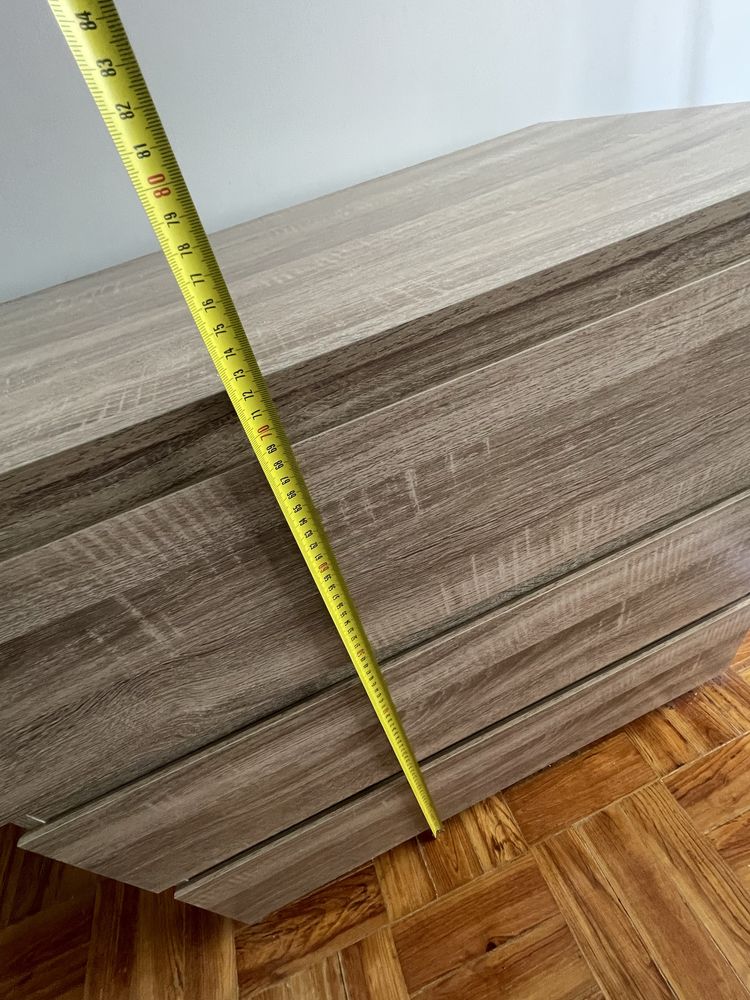 Comoda castanha de 3 gavetas