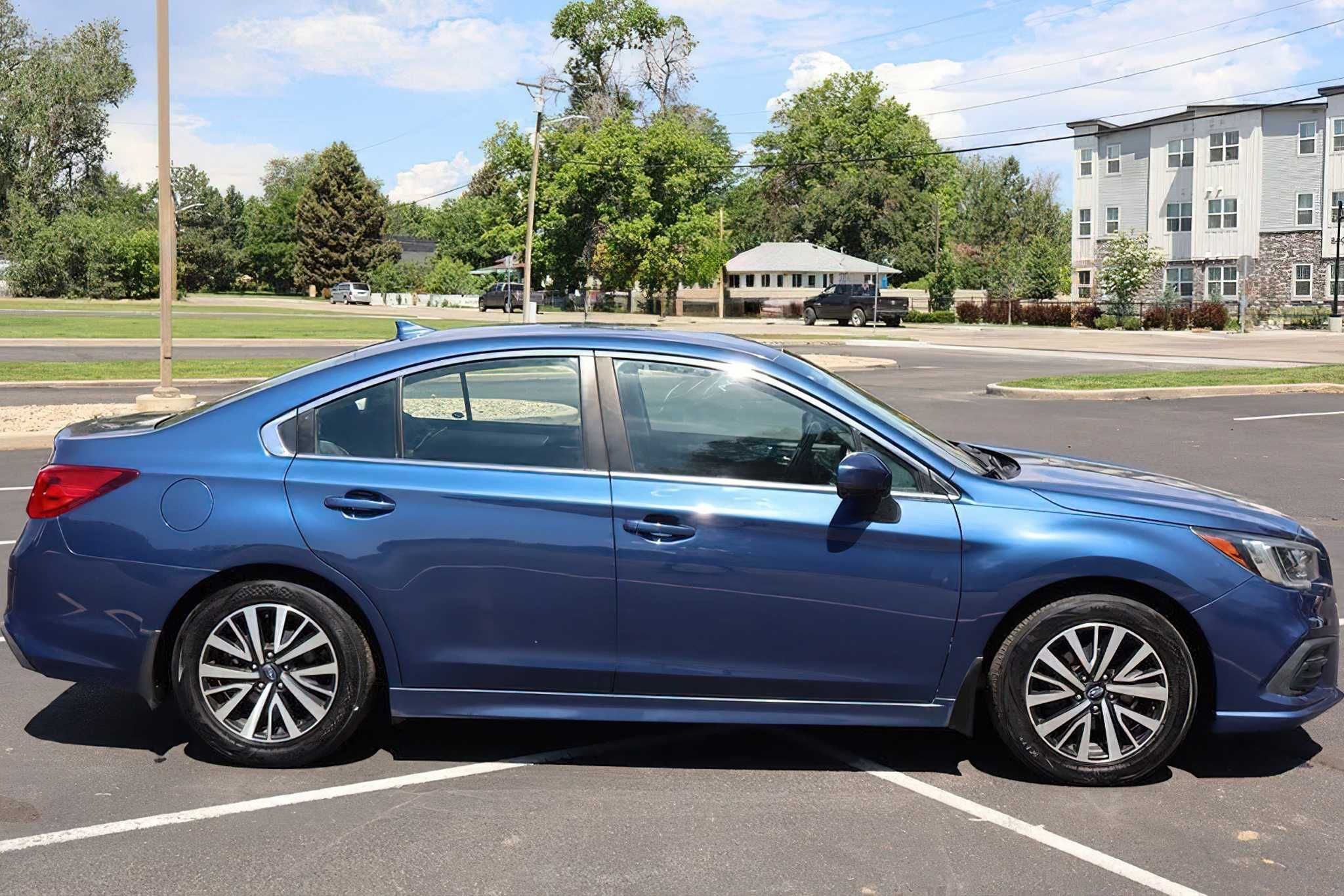 Subaru Legacy Premium 2019
