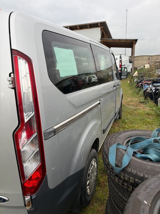 Ford transit custom 9osob 2014 rok klima 2.2 diesel 247 przebiegu