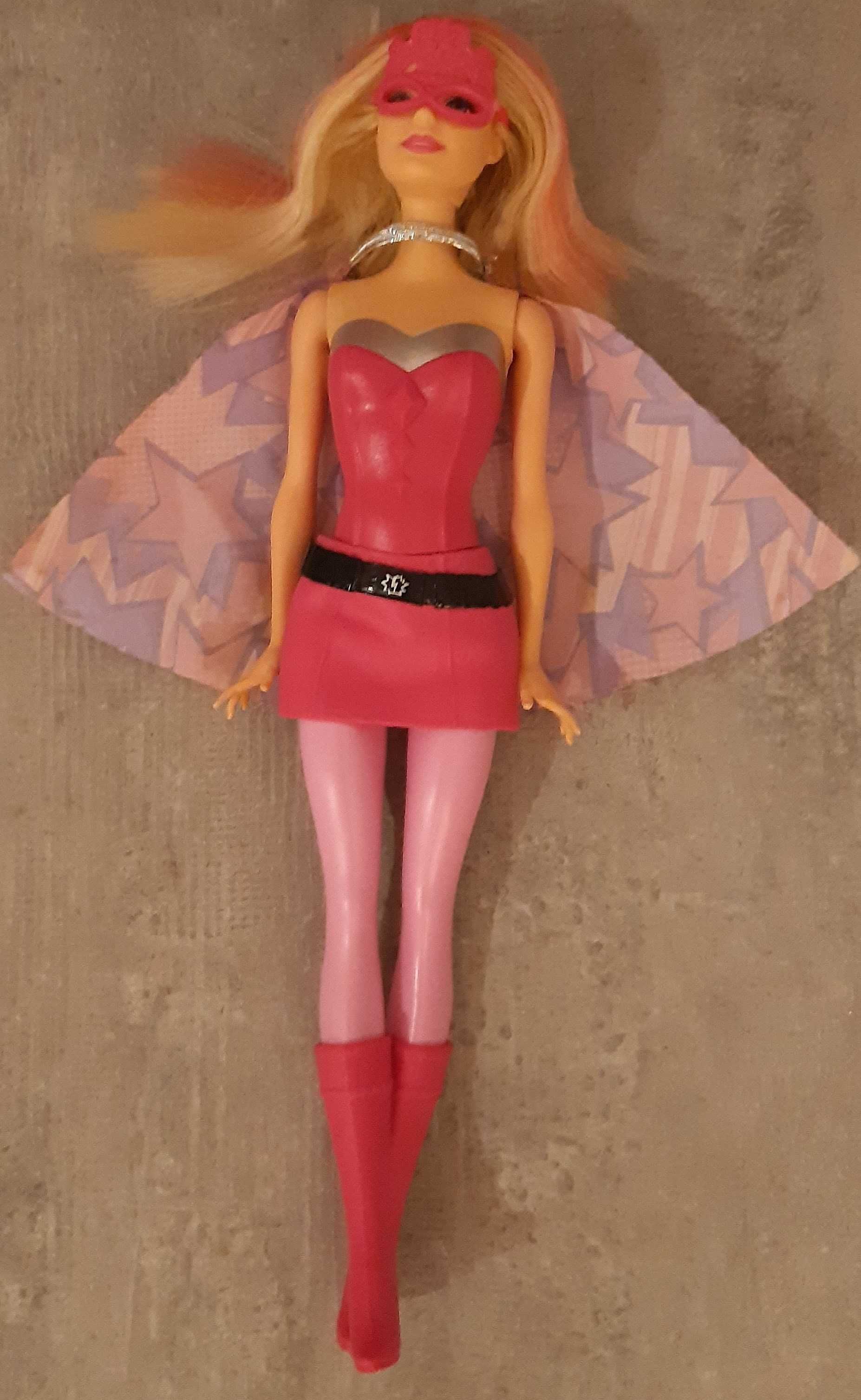 Księżniczka lalka Barbie super  bohaterka